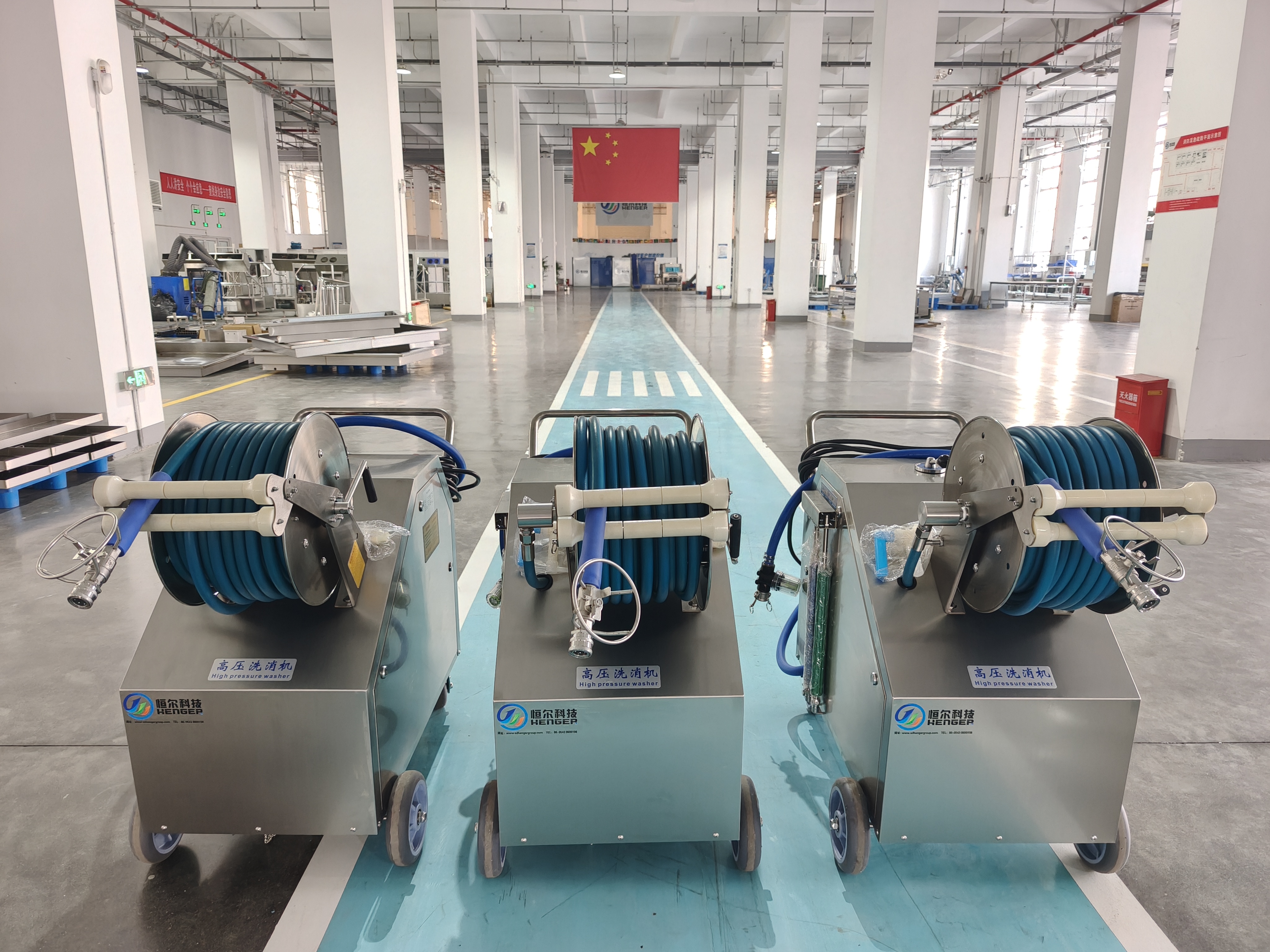 Профессиональная мобильная машина для пенной чистки и дезинфекции | Каркас из нержавеющей стали 304 | 3-в-1: высокое давление, пена и дезинфекция